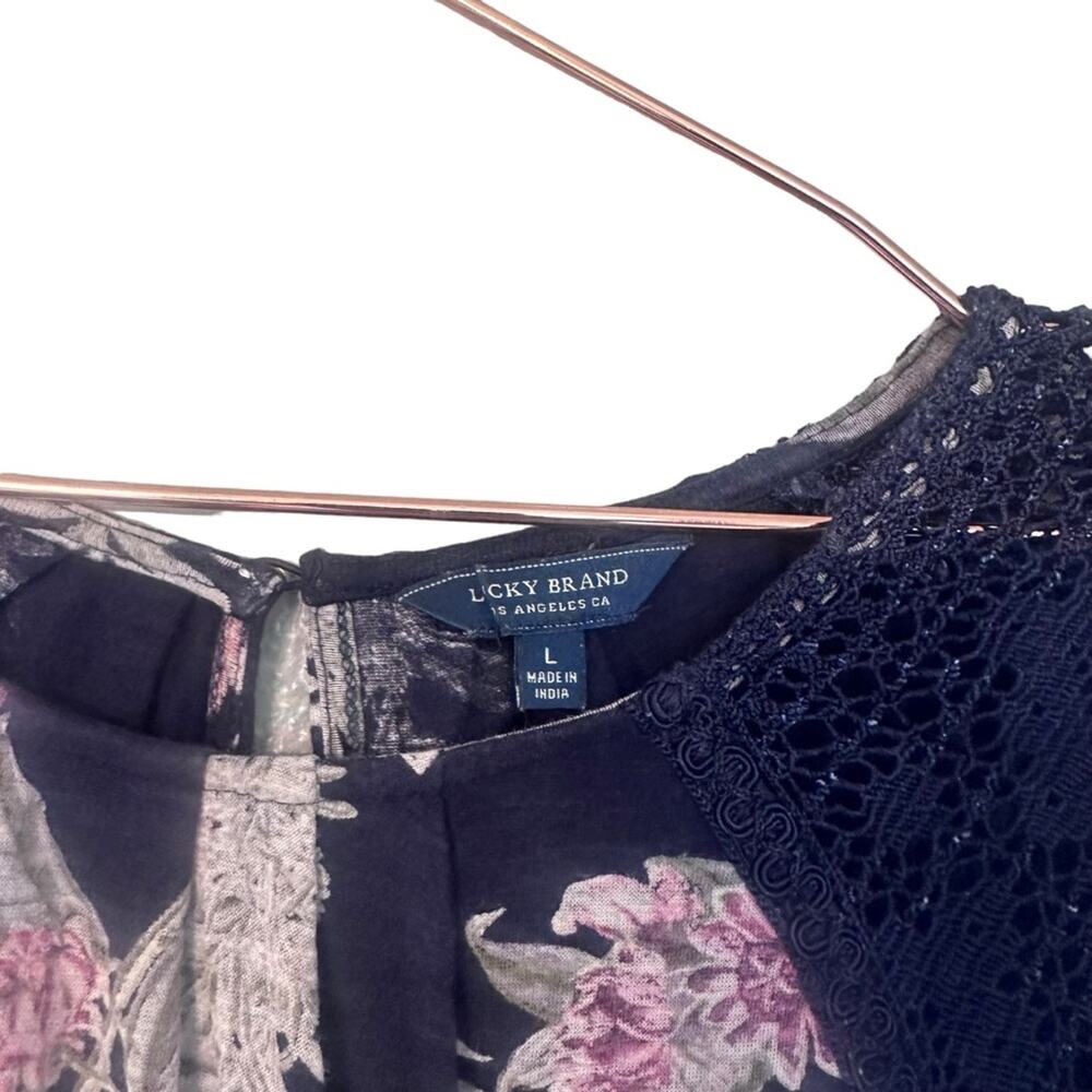 LUCKY BRAND Floral crochet sleeves size large - Picture 5 of 7